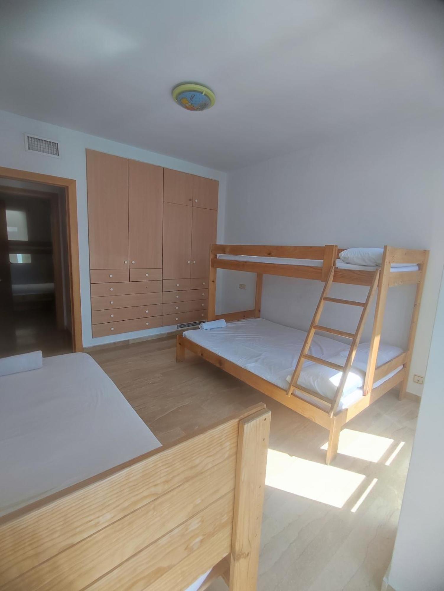 Apartament Close To The Sea Large 170 M2 Apartmentbikes Walencja